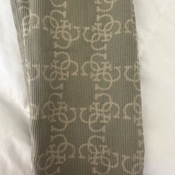 GUESS? Logomania Sage Green Ribbed Active Set Size XS - Picture 11 of 12